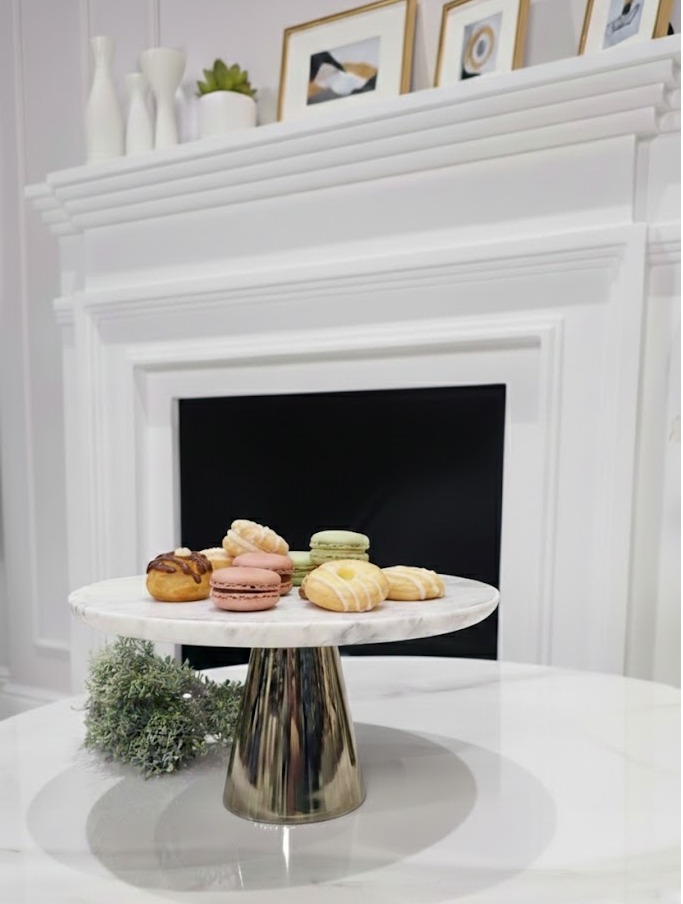 PATERA złota noga, marmurowa taca, nowoczesny styl, elegancka PATERA złota noga, marmurowa taca, nowoczesny styl, elegancka