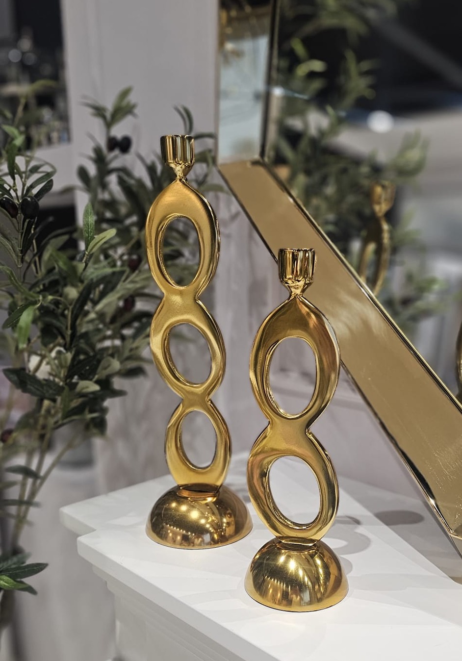 ŚWIECZNIK, złoty, nieregularny kształt, błyszczące wykończenie, nowoczesny styl, ekskluzyny