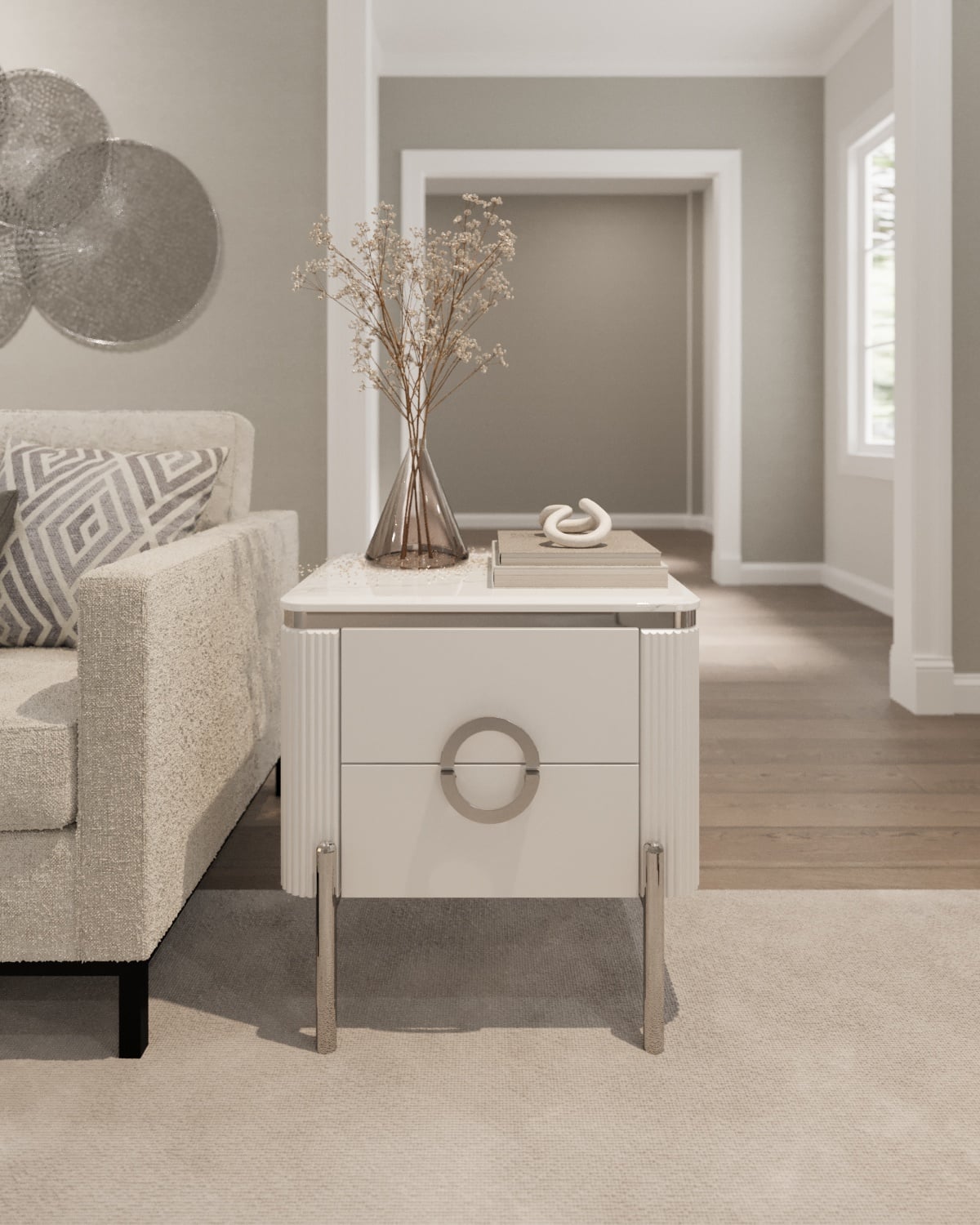 SZAFKA NOCNA Anne prostokątna, biały, ryflowany korpus, srebrne nogi i detale, blat z konglomeratu marmurowego, nowoczesny glamour