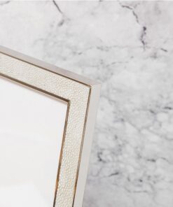 RAMKA NA ZDJĘCIE w kremowej obwódce imitującej skórę, wyjątkowa faktura, nowoczesny styl 4x6, piękna