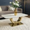 STOLIK KAWOWY RING na złotej błyszczącej podstawie, prostokątny blat z konglomeratu marmurowego, nowoczesny glamour - 130 cm