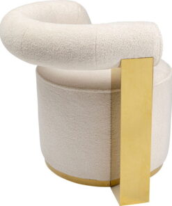 FOTEL Amuse z okrągłym siedziskiem i artystycznym oparciem, beżowa tapicerka typu bouclé, złote metalowe detale, nowoczesny glamour, piękny