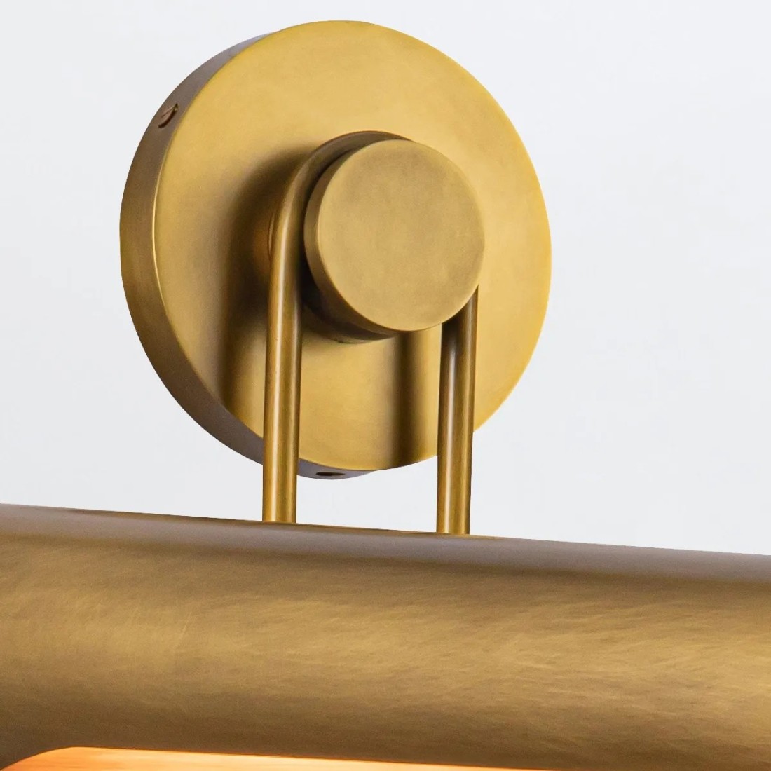 KINKIET Wynwood obrazówka, oprawa w kolorze vintage mosiądzu, opalowe szkło, loftowy styl, ekskluzywna KINKIET Wynwood obrazówka, oprawa w kolorze vintage mosiądzu, opalowe szkło, loftowy styl, ekskluzywna