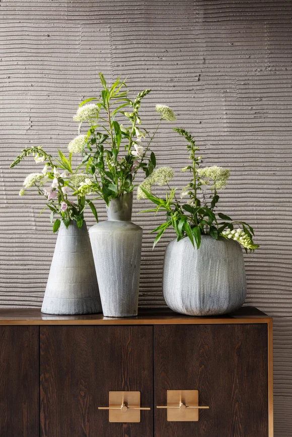 KOMODA Osaka prostokątna, kolor orzechowy, metalowe nogi i uchwyty w kolorze mosiądzu, piękna KOMODA Osaka prostokątna, kolor orzechowy, metalowe nogi i uchwyty w kolorze mosiądzu, piękna