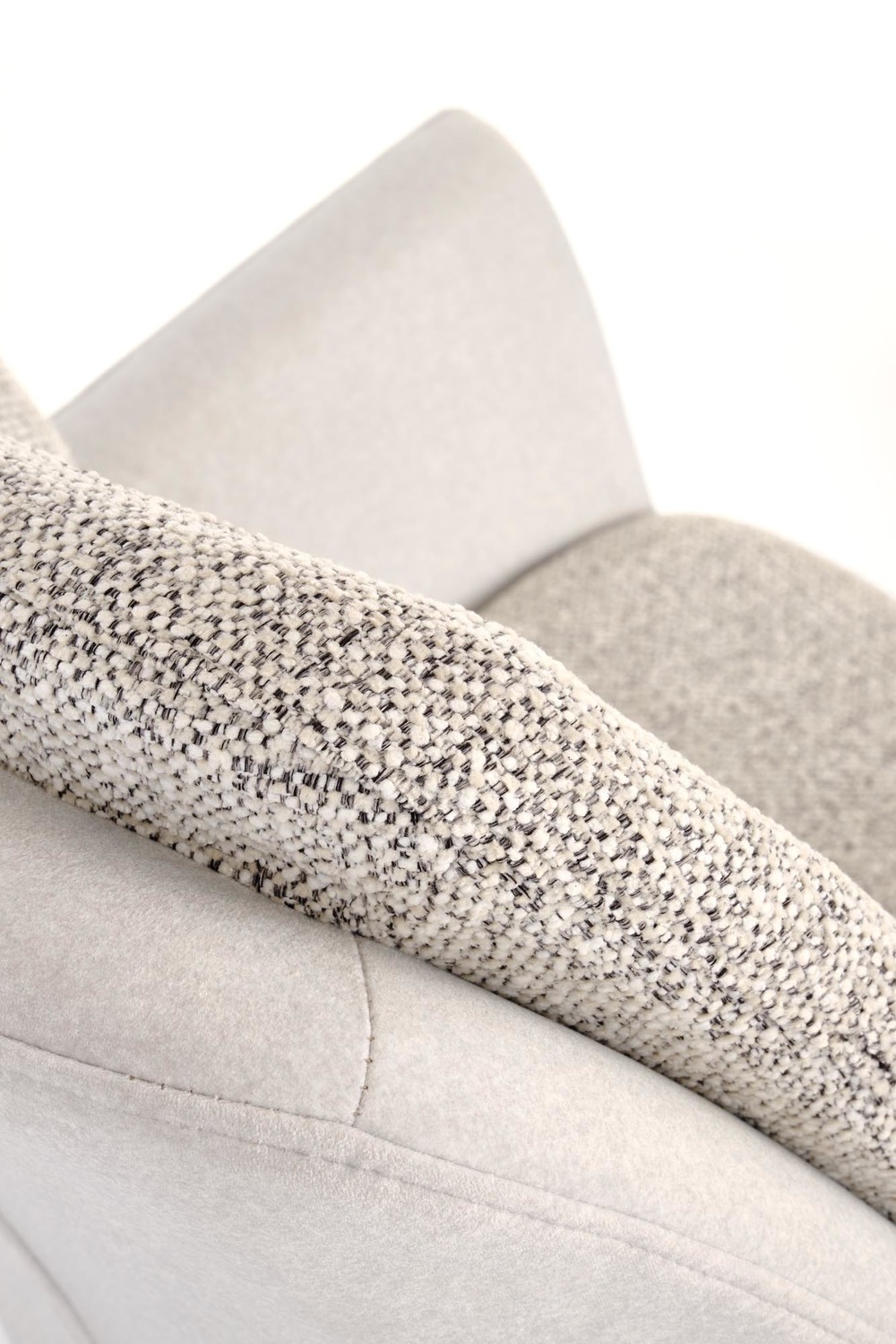 KRZESŁO obrotowe, z podłokietnikami, ergonomiczne siedzisko i oparcie, czarne, metalowe nogi, nowoczesny styl, najwyższa jakość KRZESŁO obrotowe, z podłokietnikami, ergonomiczne siedzisko i oparcie, czarne, metalowe nogi, nowoczesny styl, najwyższa jakość