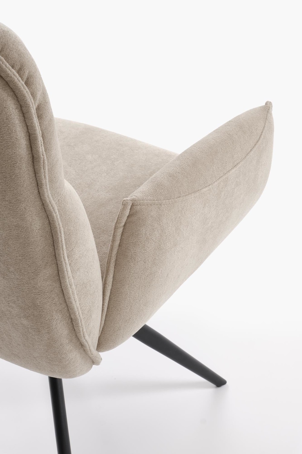 KRZESŁO obrotowe z podłokietnikami na czarnych, metalowych nogach, welurowa tapicerka, nowoczesny styl, beżowe, do salonu