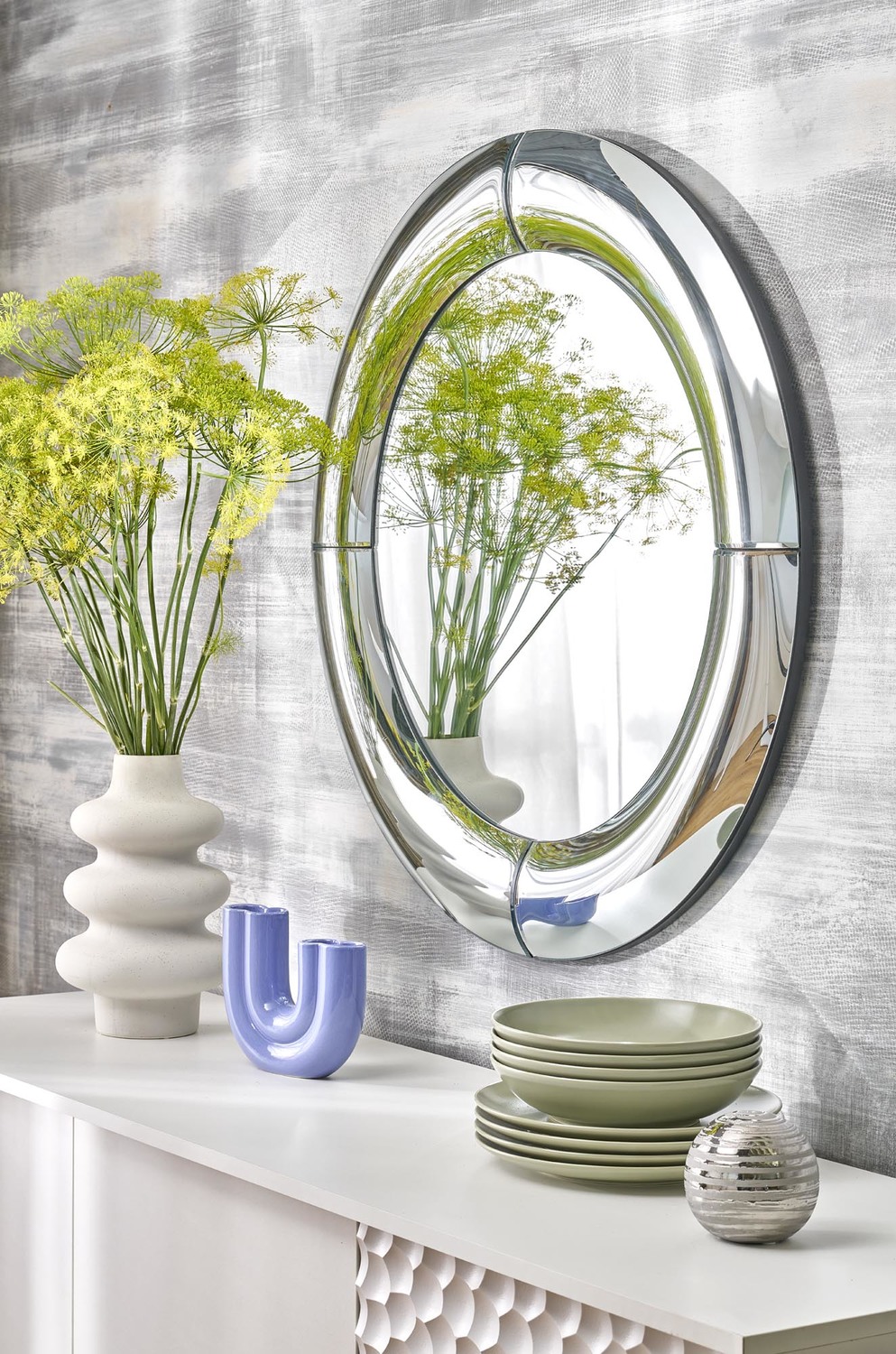 LUSTRO ŚCIENNE Moon okrągłe, srebrna rama o obłych kształtach kształtach, nowoczesny styl, piękne LUSTRO ŚCIENNE Moon okrągłe, srebrna rama o obłych kształtach kształtach, nowoczesny styl, piękne