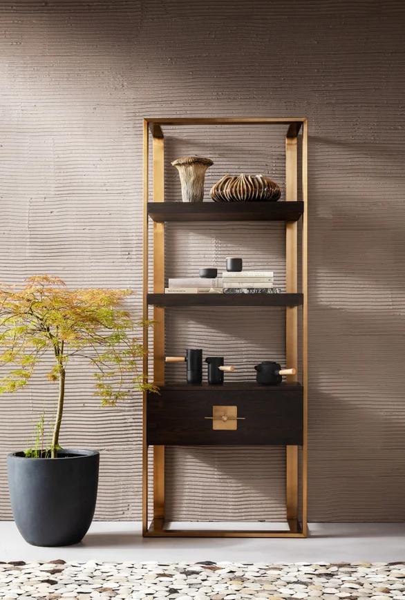 REGAŁ Osaka wysoki, prostokątny, kolor orzechowy, jedna szuflada, trzy półki, metalowy stelaż w kolorze mosiądzu, ekskluzywny REGAŁ Osaka wysoki, prostokątny, kolor orzechowy, jedna szuflada, trzy półki, metalowy stelaż w kolorze mosiądzu, ekskluzywny