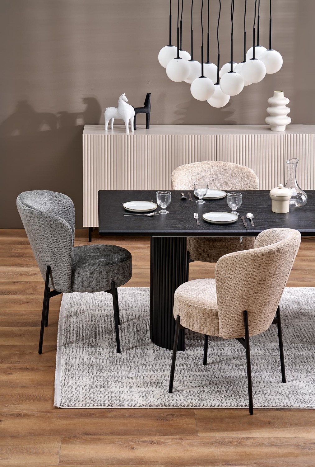 STÓŁ JADALNIANY Bolero prostokątny, rozkładany blat z MDF-u na dwóch półkolistych, ryflowanych nogach, nowoczesny minimalizm, premium