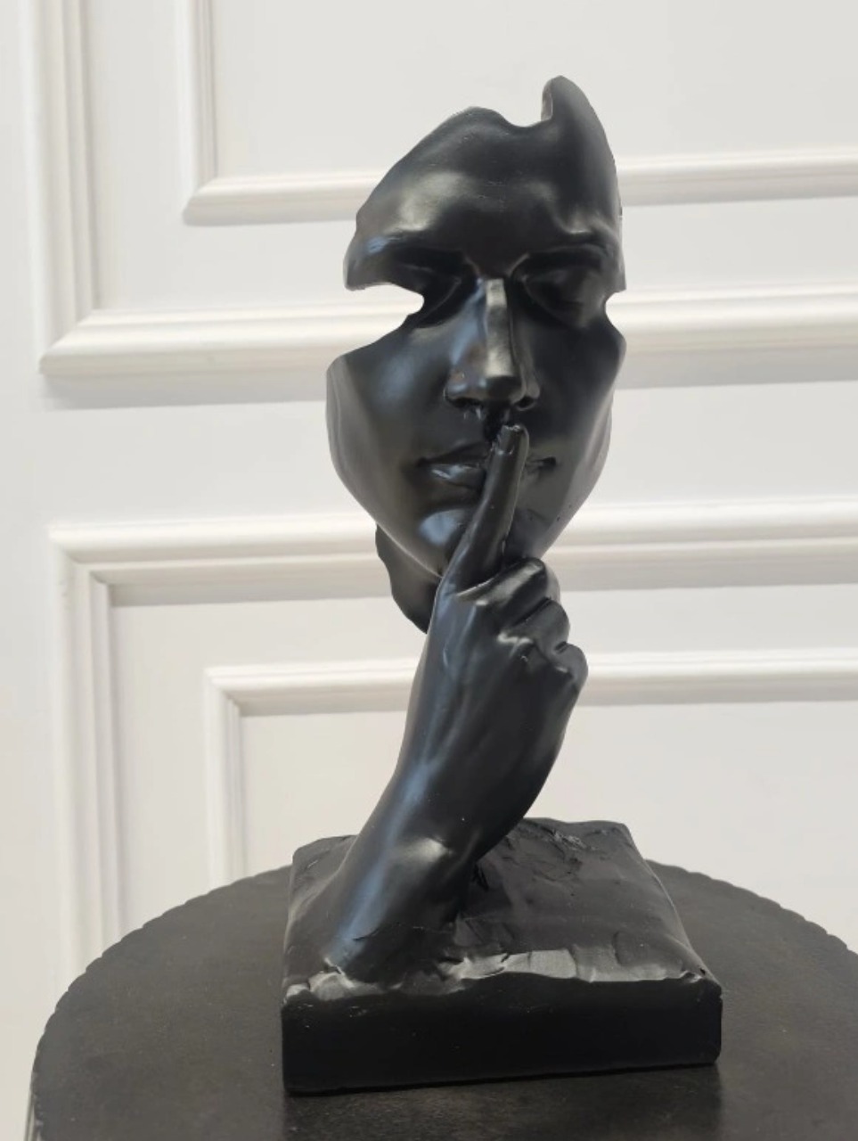 FIGURKA DEKORACYJNA Quiet Face czarna, forma twarzy, nowoczesny styl, ekskluzywna