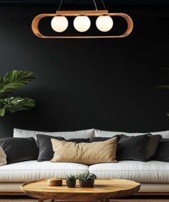 LAMPA WISZĄCA Sfera z ramą z forniru tekowego otaczająca mlecznobiały matowy klosz, trzy źródła światła, nowoczesny styl, do salonu