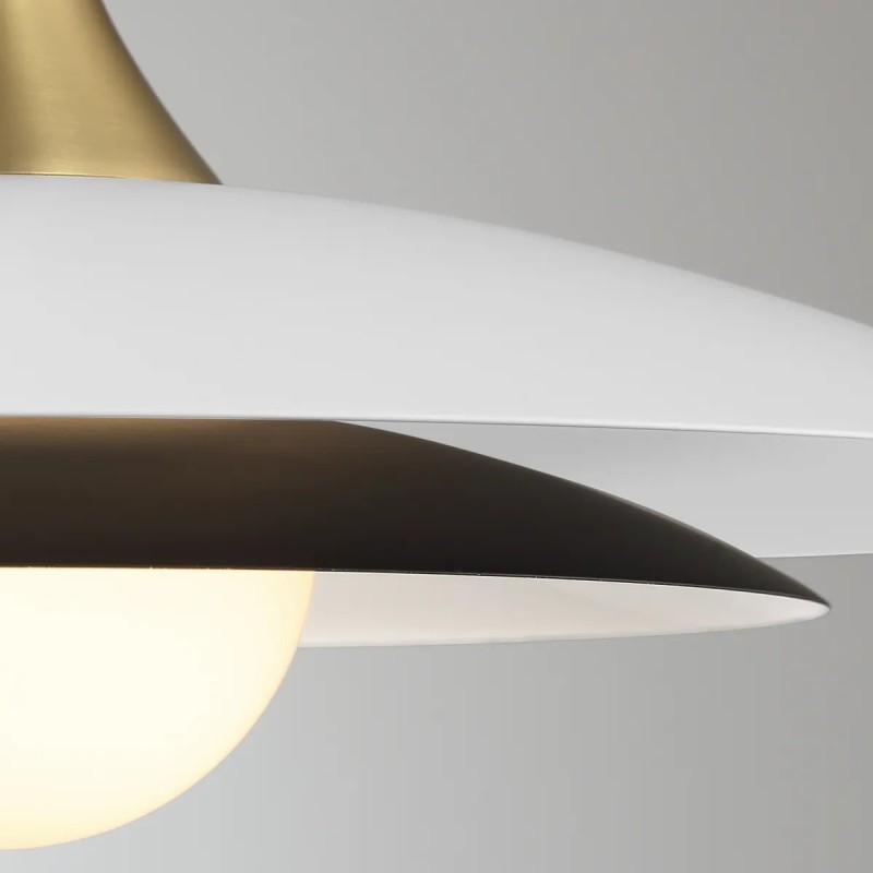 LAMPA WISZĄCA Welsh okrągła, matowe białe szkło z złotymi, metalowymi elementami, nowoczesny styl, piękna