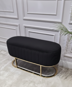 ŁAWKA FLORENCE o zaokrąglonych kształtach, welurowa tapicerka z pionowymi przeszyciami, złoty, metalowy stelaż, nowoczesny styl, czarna