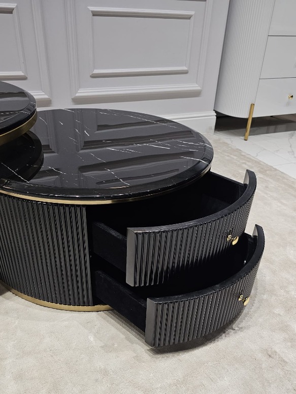 ZESTAW STOLIKÓW KAWOWYCH Anne Nero Fosco 2w1, blat z konglomeratu marmurowego, złoty szczotkowany stelaż, ryflowany korpus z szufladami, nowoczesny styl, premium