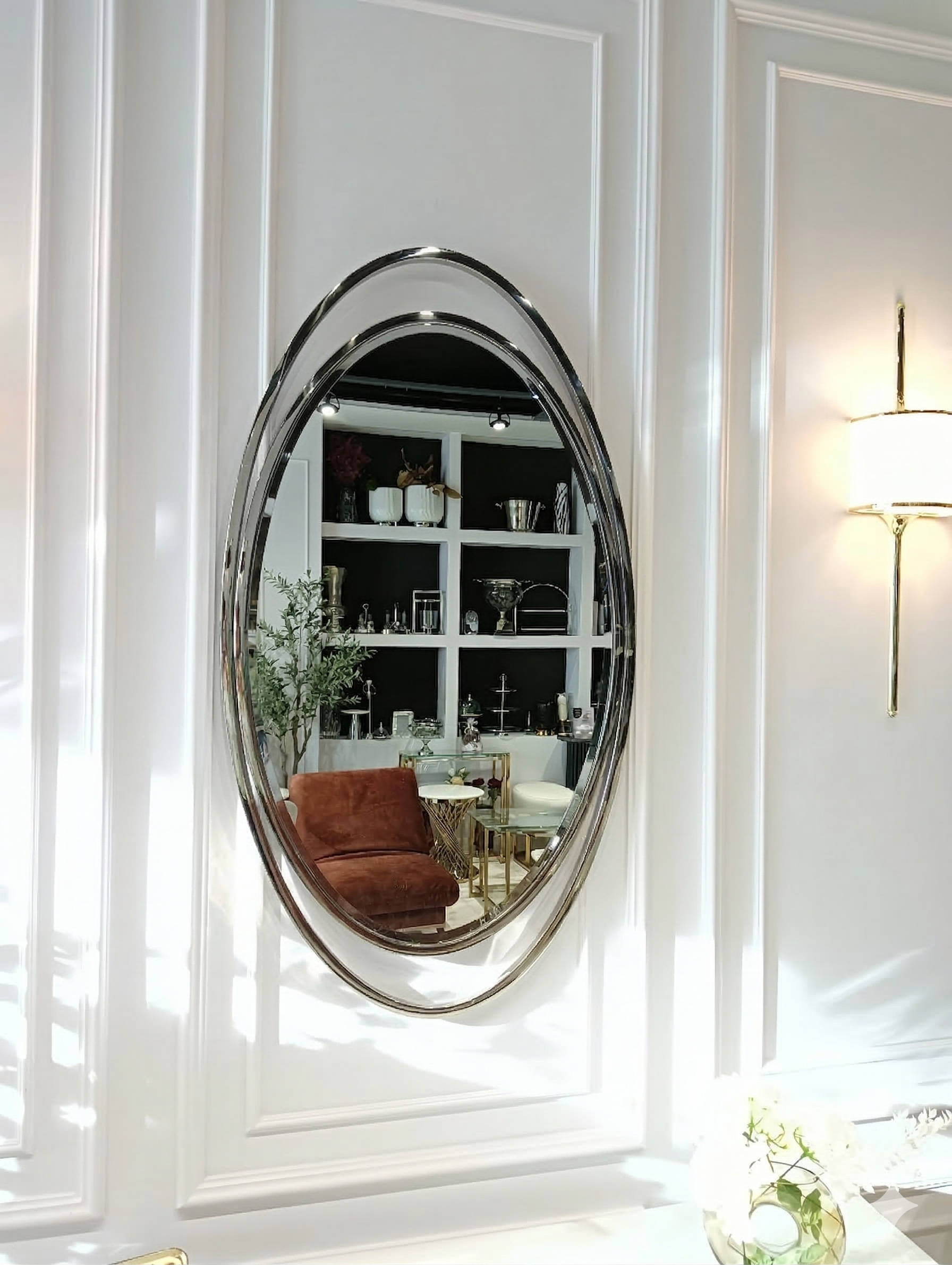 LUSTRO ŚCIENNE Aurelia Oval w owalnej srebrnej, błyszczącej ramie ze stali nierdzewnej, designerski styl, piękne