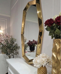 LUSTRO ŚCIENNE Monolith o geometrycznym kształcie, złota rama w błyszczącym wykończeniu, nowoczesny styl, pięke