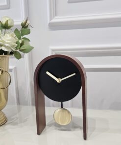 ZEGAR STOJĄCY drewniany, brązowo-czarny z złotymi wskazówkami i wahadłem, nowoczesny styl, ekskluzywny