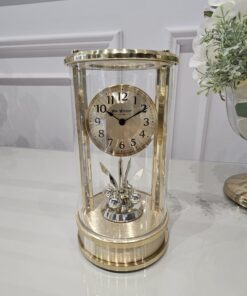 ZEGAR STOJĄCY złoty, okrągły, dekoracyjne wahadło pod tarczą, klasyczny styl, premium