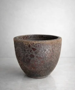 DONICA ceramiczna z efektem kamienia, mrozoodporna, okrągła, zwężana ku dołowi, brązowa, nowoczesny styl