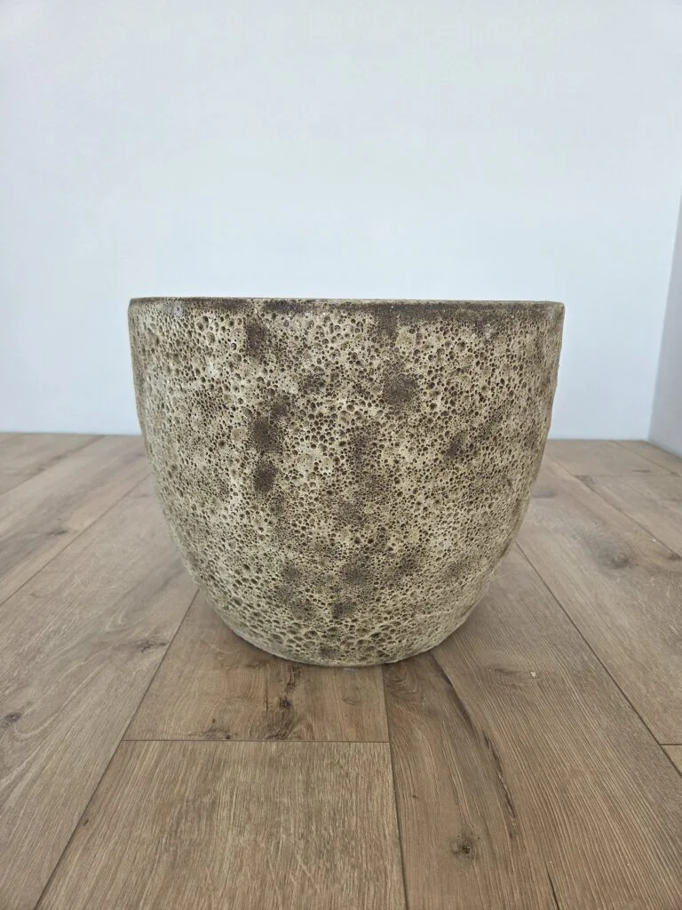 DONICA ceramiczna z efektem kamienia, mrozoodporna, okrągła, zwężana ku dołowi, piaskowa beż, nowoczesny styl, najwyższa jakość