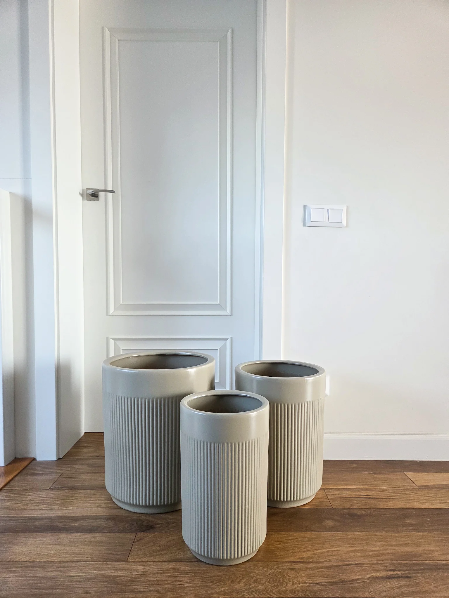 DONICE ceramiczne ryflowane, okrągłe, kaszmirowe, zestaw 3 sztuk, nowoczesne, najwyższa jakość