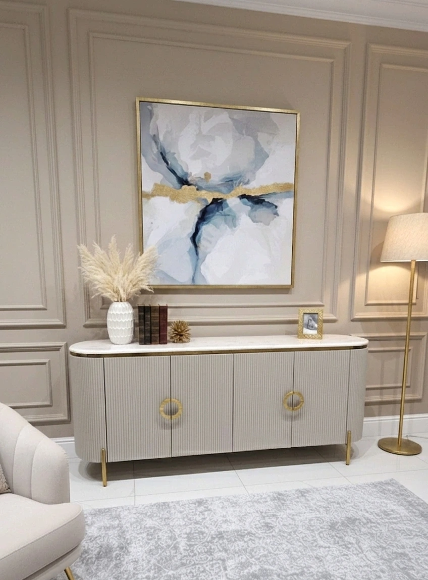 KOMODA Anne Cashmir Fosco ryflowana, 2 pary drzwi, złote szczotkowane elementy, blat z konglomeratu marmurowego - 180 cm