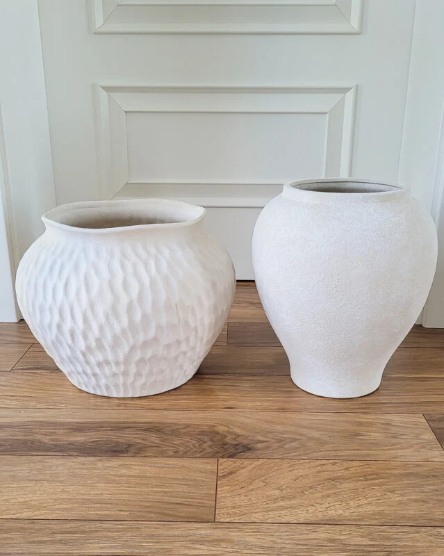 WAZON beżowy z kamionki, mrozoodporny, cylindryczny kształt, wyjątkowa faktura, nowoczesny styl, minimalistyczny