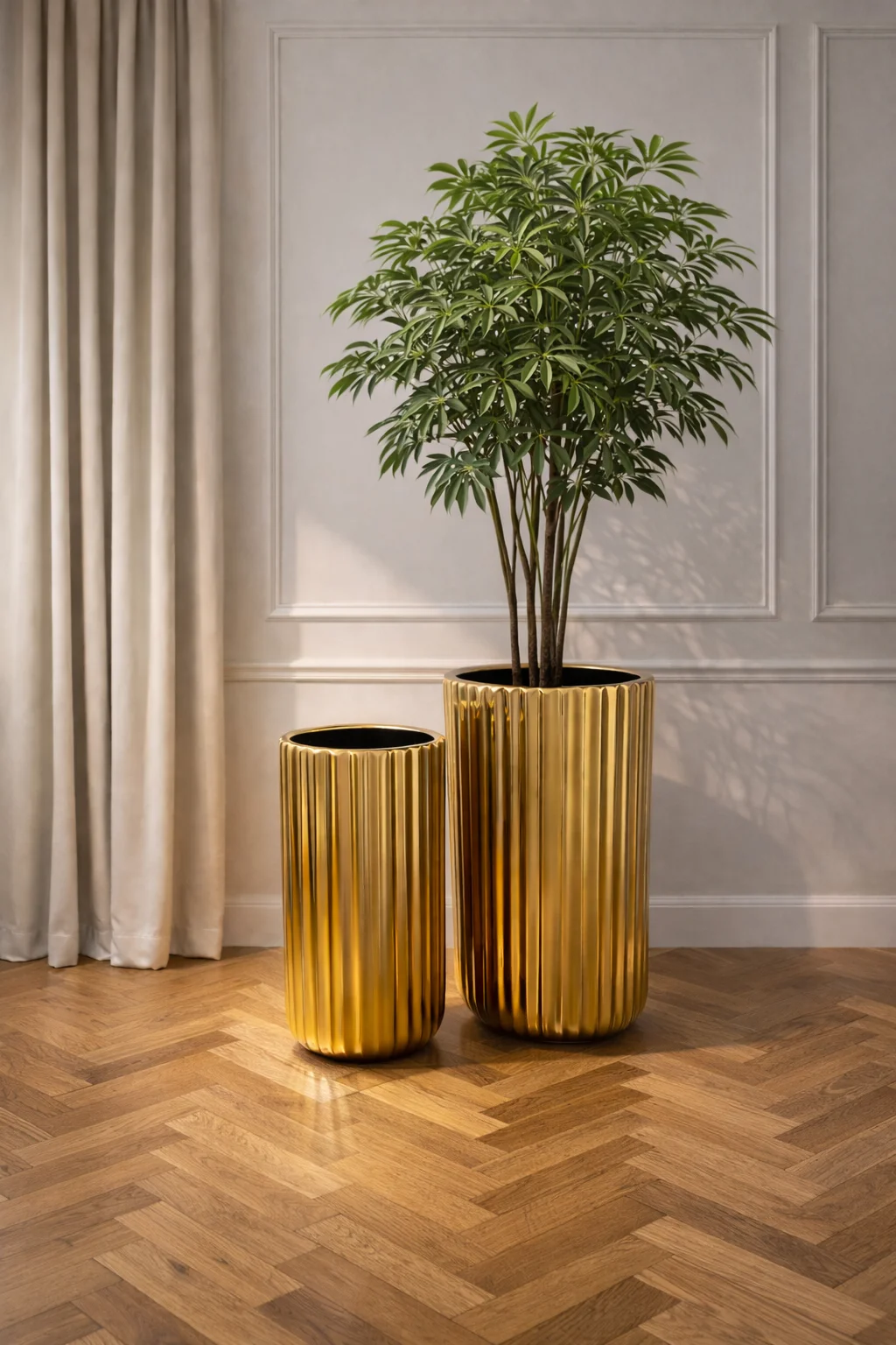 ZESTAW 2 DONIC wysokie, okrągłe, ryflowane, złote szczotkowane z ceramiki mrozoodpornej, do salonu