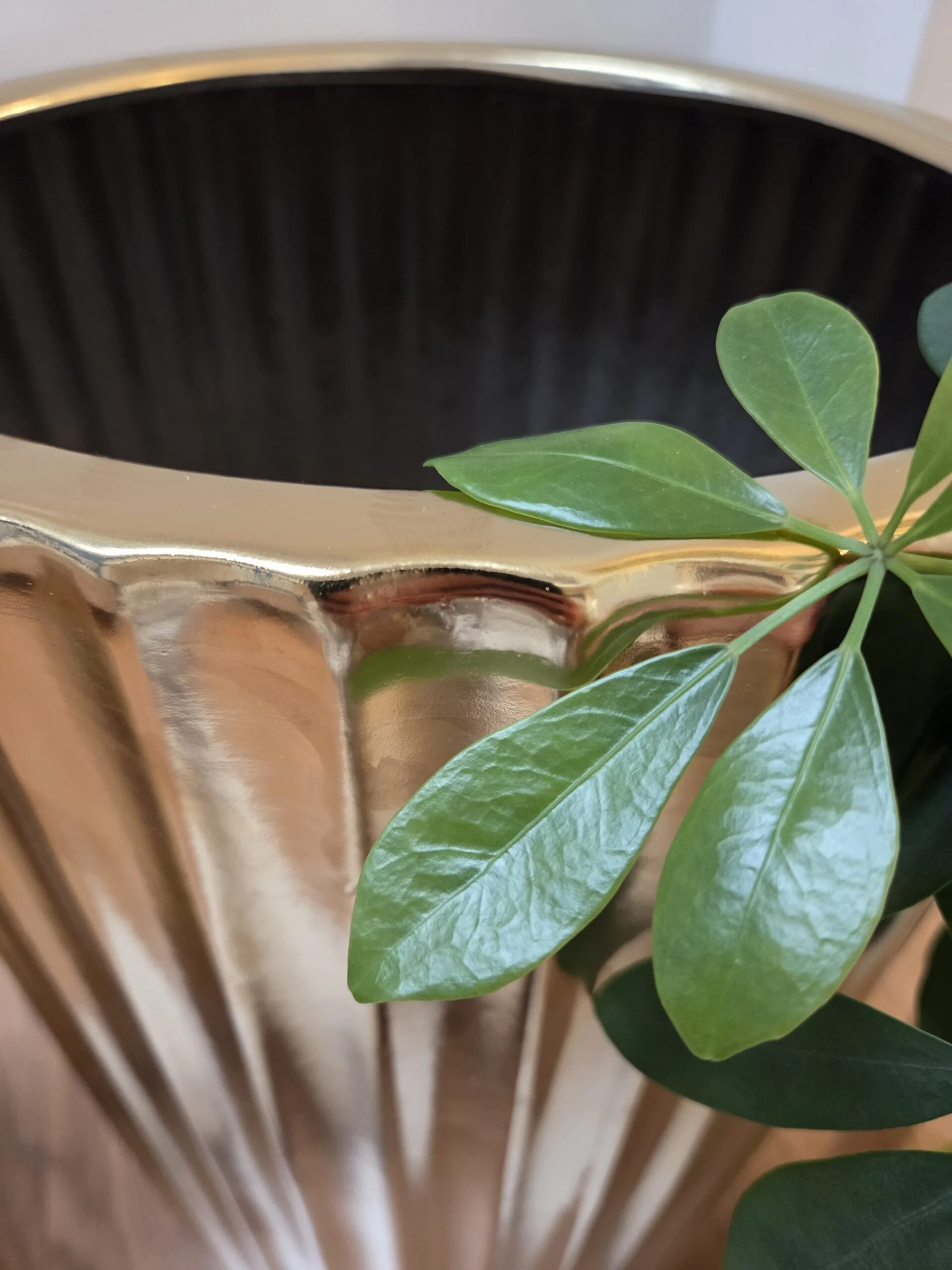 ZESTAW 2 DONIC wysokie, okrągłe, ryflowane, złote szczotkowane z ceramiki mrozoodpornej, wyjątkowe