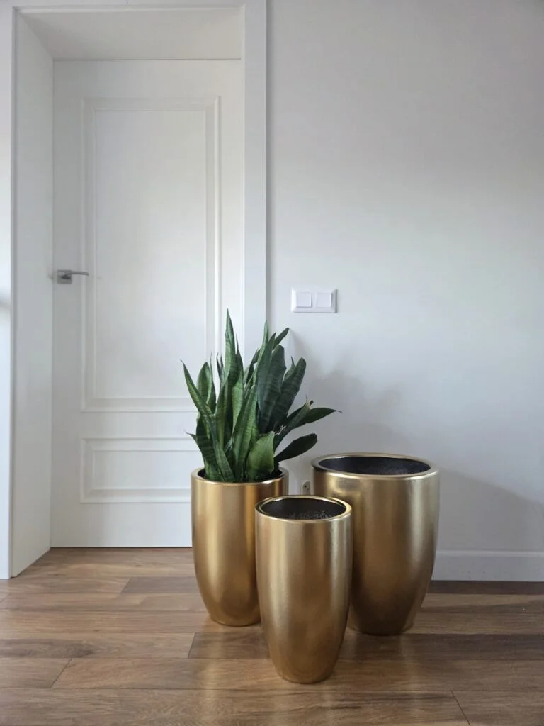 ZESTAW 3 DONIC z ceramiki mrozoodpornej, złote szczotkowane, zwężane ku dołowi, duże rozmiary, wyrafinowane