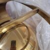 STOLIK KAWOWY Balance okrągły, złota podstawa z dekoracyjną kulą, blat ze spieku kamiennego, nowoczesny styl OUTLET-3 STOLIK KAWOWY Balance okrągły, złota podstawa z dekoracyjną kulą, blat ze spieku kamiennego, nowoczesny styl OUTLET-3