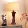 LAMPA STOŁOWA z fioletową, szklaną podstawą, biały lniany abażur, srebrne metalowe detale, piękna