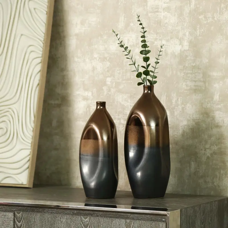 WAZON dekoracyjny ceramiczny, czarno-złoty, nieregularny kształt, designerski, ekskluzywny