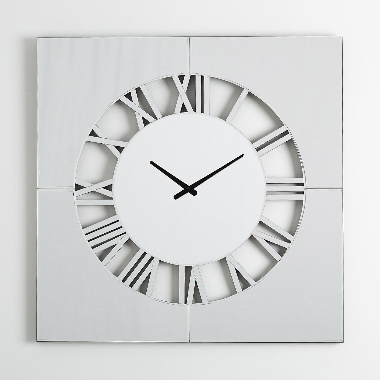 ZEGAR ŚCIENNY kwadratowy, lustrzany, rzymskie cyfry wycięte w tarczy, luksusowy design, ekskluzywny