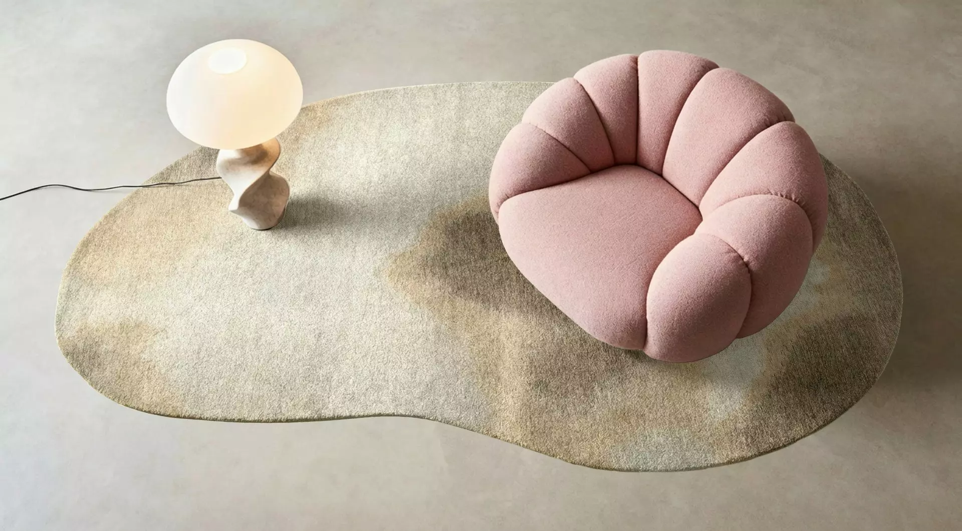 DYWAN Aquarelle Nature o nieregularnym kształcie w beżowo-kremowym wydaniu, designerski styl, piękny