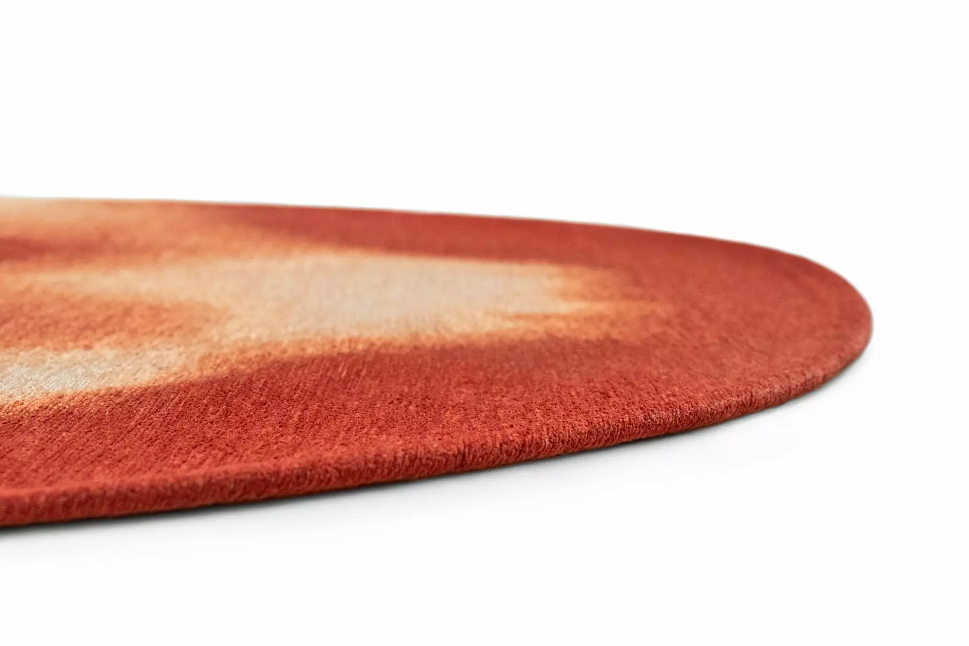 DYWAN Aquarelle Rust o nieregularnym kształcie w odcieniu rdzawej czerwieni, designerski styl, wyjątkowy