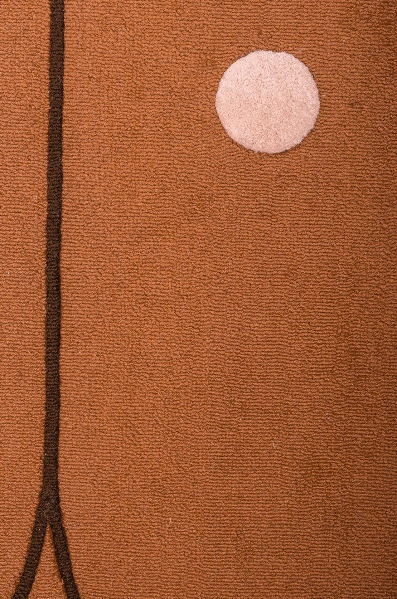 DYWAN Paris Terracotta wełniany, ręcznie tuftowany, zaprojektowany przez Malwinę Konopacką, brązowy, designerski styl, nagrodzony nagrodą Red Dot, wyrafinowany