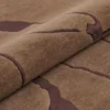 DYWAN Shapes Canyon Brown prostokątny z abstrakcyjnym wzorem, brązowa kolorystyka, designerski styl, ekskluzywny DYWAN Shapes Canyon Brown prostokątny z abstrakcyjnym wzorem, brązowa kolorystyka, designerski styl, ekskluzywny