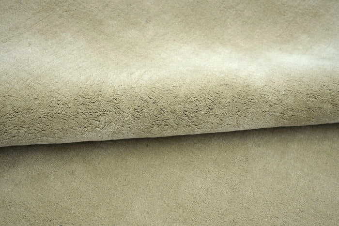DYWAN NOBILE BEIGE wełniany, jednobarwny, jasnobeżowy, ręcznie wykonany, gruby 2 cm, designerski